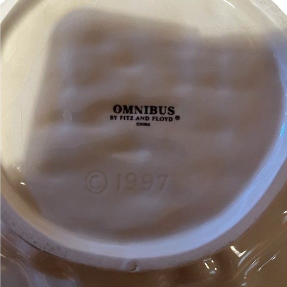 Omnibus by Fitz and Floyd plate, platter, cream and sugar - Picture 2 of 13